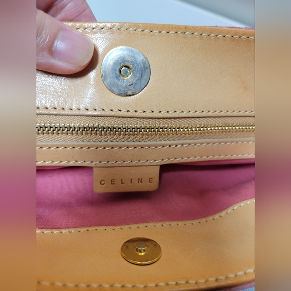 Celine Suede Shoulder Bag - Picture 4 of 13